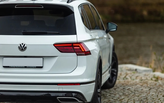 Volkswagen Tiguan Allspace cena 130800 przebieg: 150000, rok produkcji 2020 z Lubin małe 667